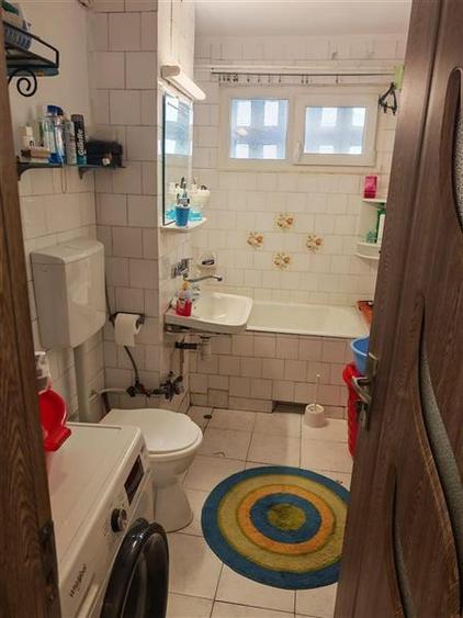Apartament cu 4 camere semidecomandat, mobilat în Mănăștur