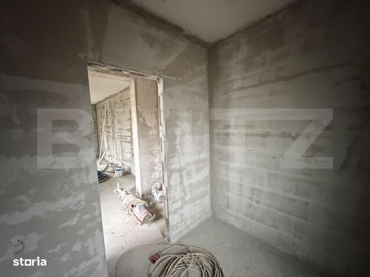 Apartament cu 4 camere decomandat în Stana
