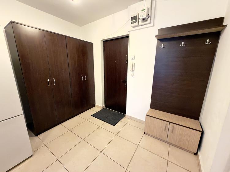 Apartament cu 2 camere semidecomandat, mobilat în Ștefan cel Mare