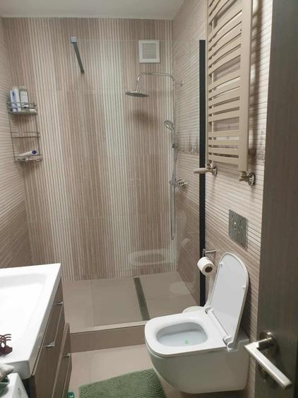 Apartament cu 2 camere decomandat în Florești