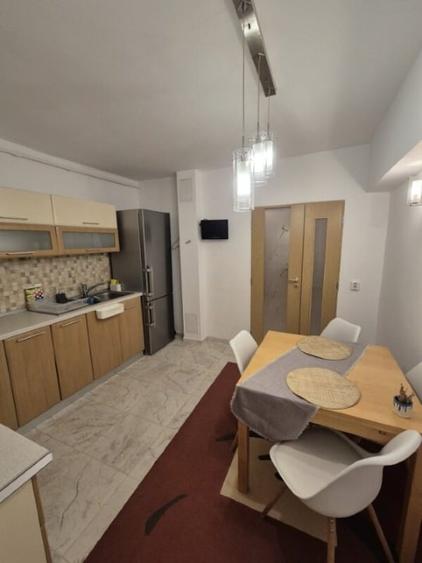 Apartament cu 2 camere decomandat, mobilat în Tomis II