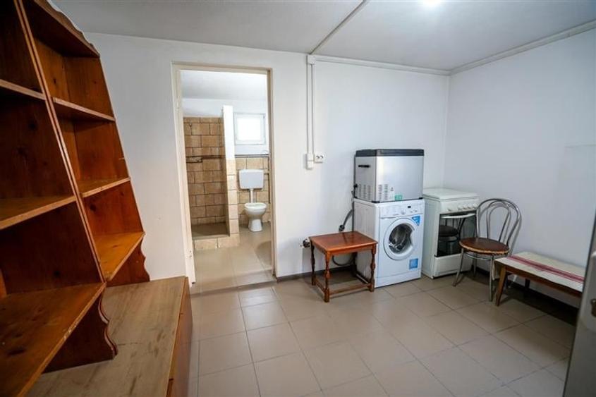 Film&Tur! Domeniu pe 222.000mp+ Ferma +Anexe specifice+Constructie+
rezidential - 50