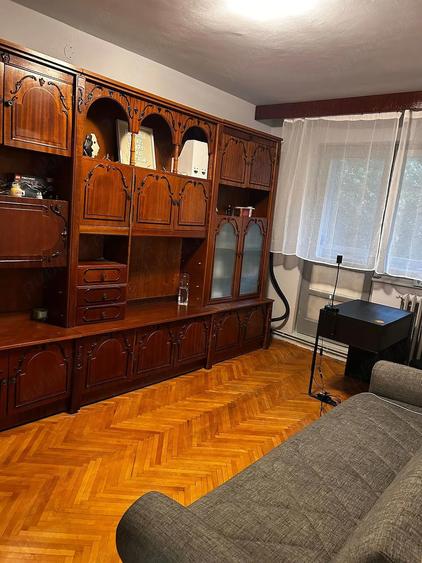 Inchiriez Apartament 2 Camere, Calea Sagului - 1