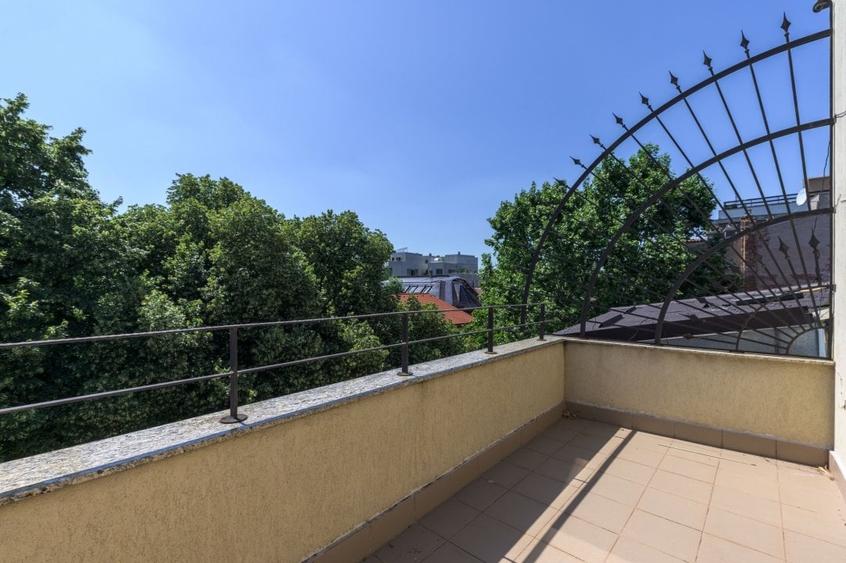 Eminescu - Teatrul Metropolis, Vila 6 camere, Pretabil Rezidential/ Birouri - 13