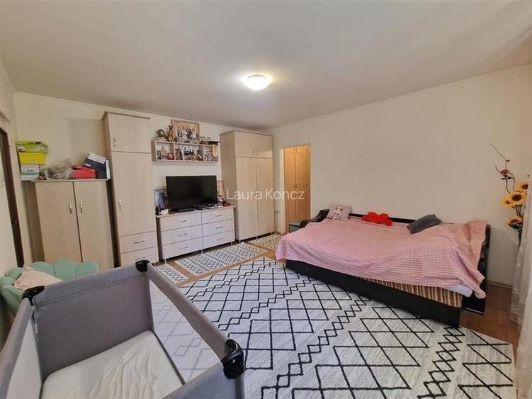 Apartament cu 2 camere semidecomandat în Rogerius Apartament cu 2 camere semidecomandat în Rogerius