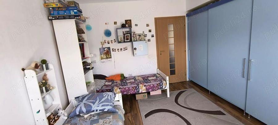 Floresti , Florilor 2 camere - 3