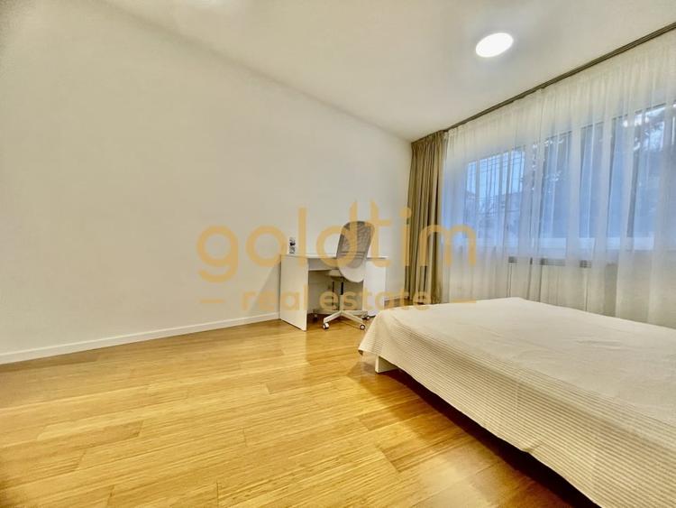 SUPERB/SUPRAFETE GENEROASE/2 BAI/ GRADINA SI TERASA 80 Mp - 27