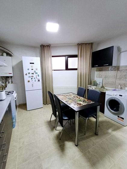 Proprietar vand Apartament 3 camere, 2 bai, 2 minute metrou D. Leonida - 2