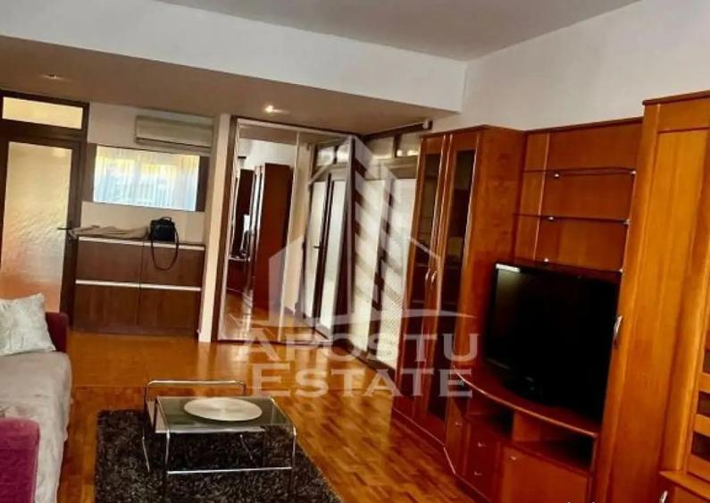 Apartament 4 camere, decomandat,centrala proprie,zona Ara... - 3