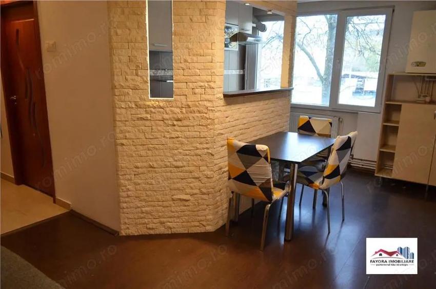 Apartament 2 Camere de Vanzare Zona Cornisa - 3