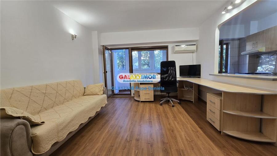 Inchiriere garsoniera decomandata, etaj 1, metrou, loc de parcare