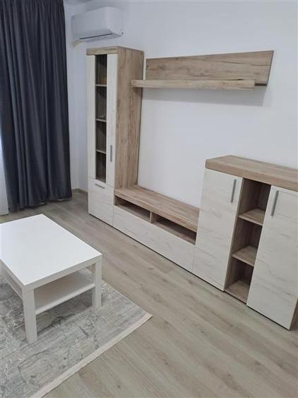 3 camere, Sebastian, Totul Nou - 3