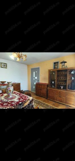 Inchiriez apartament 4 camere, decomandat, zona Piata Mica - 5