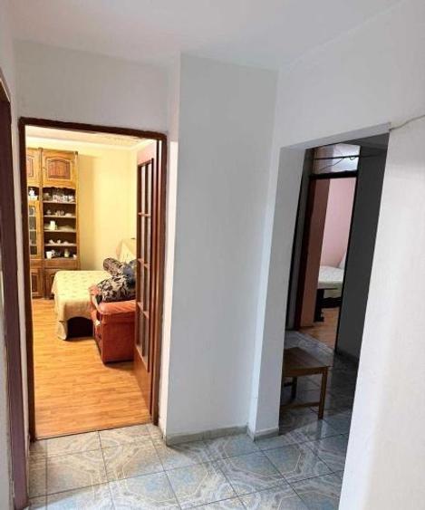 Apartament -3 camere - decomandat - Colentina - 3