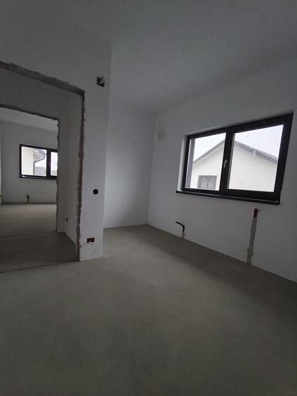 FARA COMISION case 4 camere 2 bai terasa P+1+pod canal apa gaz curent la cheie - 27