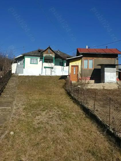 Vand casa zona submontana - 2