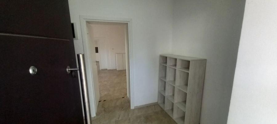 Spatiu de inchiriat in spate la Hala centrala, PRO TV .Ideal birouri . - 1