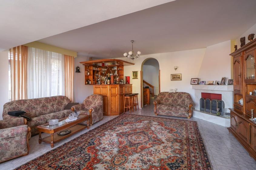 Vila de vanzare, in Predeal, in apropierea partiei de ski!!! - 2