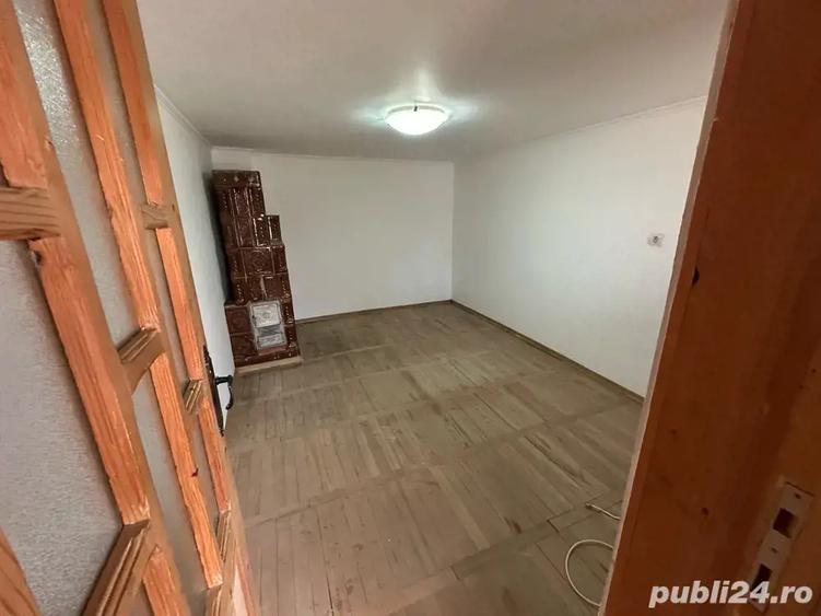 Casa la pre? de garsoniera-Gole?ti - 1