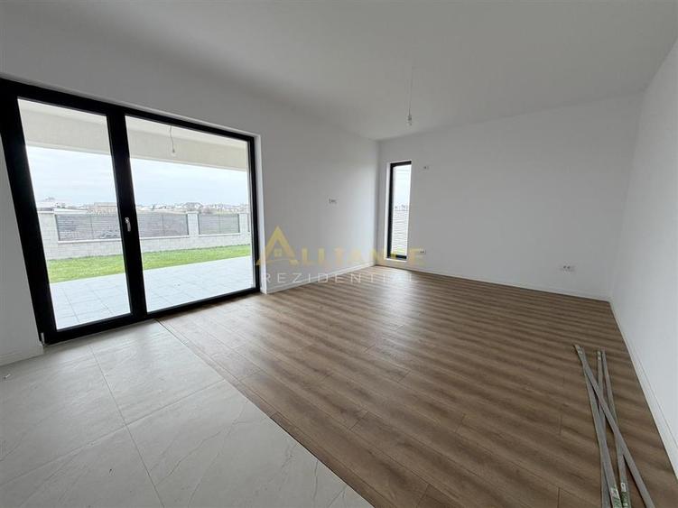 Casa individuala ~ 4 camere ~ 2 bai ~ 130mp utili + teren 500mp - 9