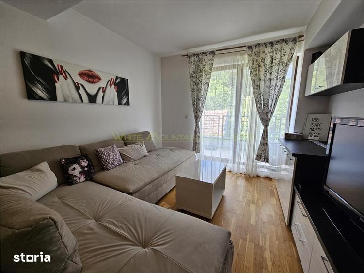 Apartament cu 2 camere semidecomandat în Schei
