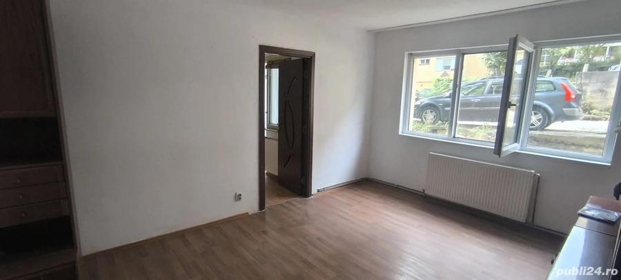 Vand apartament 2 camere Re?i?a - 3