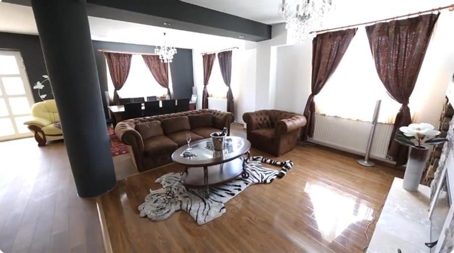 Film! Resedinta cu personalitate,piscina, comod amplasament, 1.000 mp teren - 10