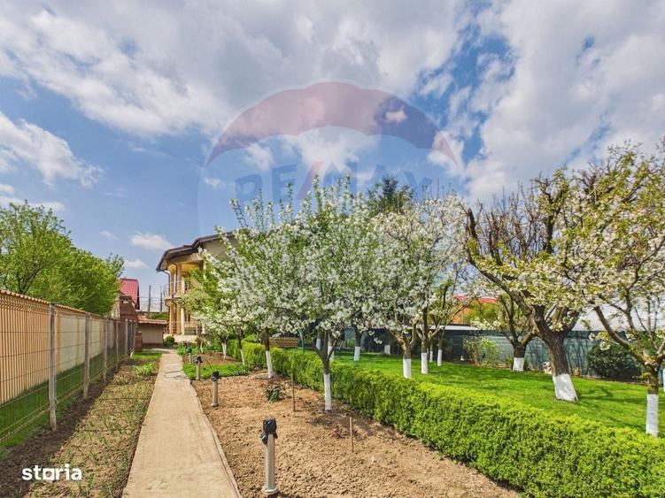 Casă cu 4 camere în Odăile
