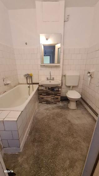 Apartament cu 2 camere de vanzare in Curtea de Arges. - 11