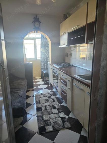 Apartament 3 camere mobilat - 9