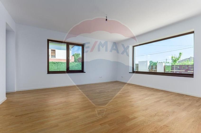 Vila frumoasa cu 5 camere, 700 mp currte si pompa de caldura - Saftica - 5