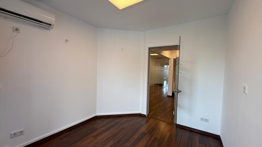 Domenii Spatiu Birou in Cladire de Birouri - 9