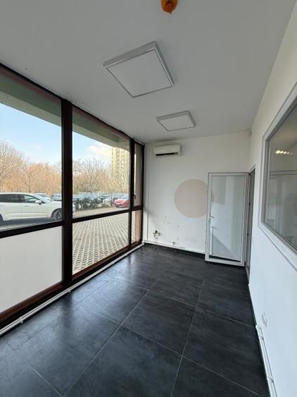 Spatiu comercial - de vanzare - 7