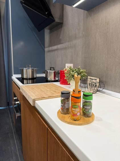 Apartament cu 2 camere semidecomandat în Lipovei