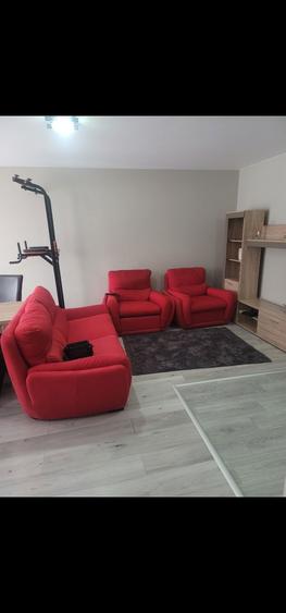 Inchiriez ap. Muzeul Apei, Floresti, 2 camere, 50mp,parcare inclusa. - 1