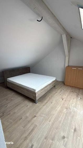 Casă cu 4 camere cu Teren 135 Mp în Dumbrăvița