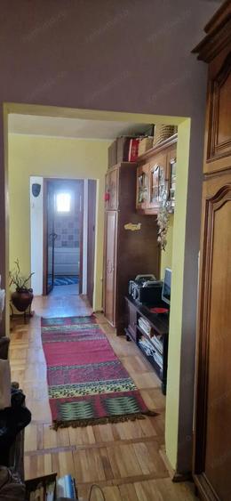 Proprietar vand apartament 3 camere, decomandat, 2 balcoane inchise - 6