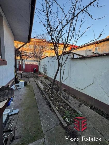 OCAZIE LA VANZARE - CASA CARAMIDA 6 CAMEE - ZONA ICIL - - 23