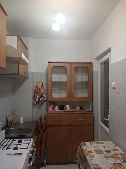 Inchiriez garsoniera confort 1 - 2