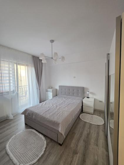 Apartament cu 4 camere decomandat în Militari