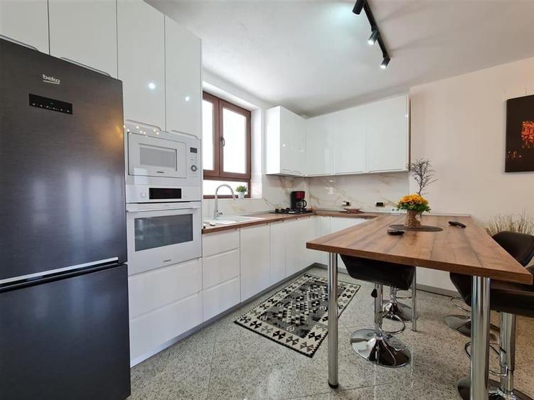 Vila moderna de 6 camere in zona Craiter - 13