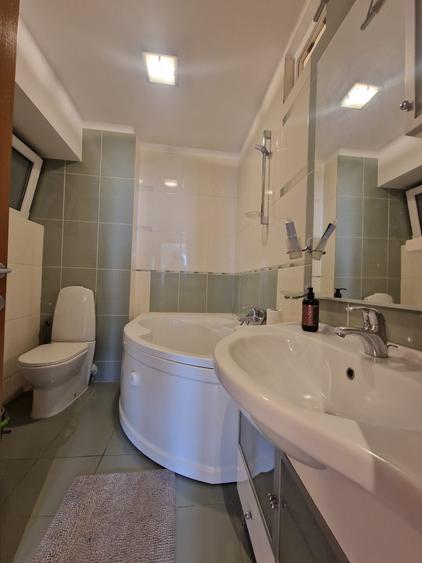 Pta Alba Iulia - Unirii - Decebal - Apartament 3 camere - bl nou - parcare -et 5 - 16