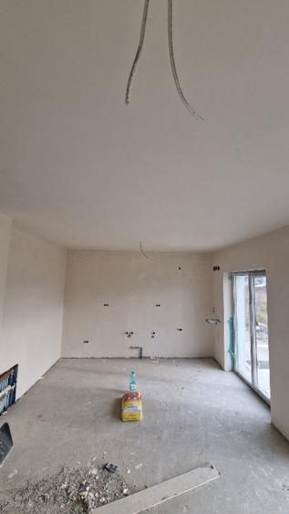 Garsonieră 37 mpu. grădină 50 mp. loc parcare privat, încălzire în pardoseală! - 1