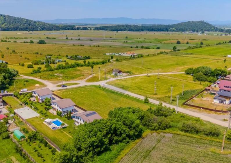 Teren 1,650mp Harman / Strada Andrei Saguna - 1