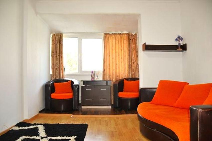 Renovat mobilat - Aleea Trandafirilor. Vanzare apart 2 cam in Targoviste. - 1