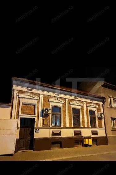 Proprietate de vanzare, cu 13 camere, 200 mp, zona ultracentrala! - 9