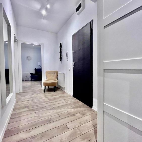 Apartament 2 camere, Lux, etaj 1, decomandat, garaj subteran, Sisesti- sector 1 - 8