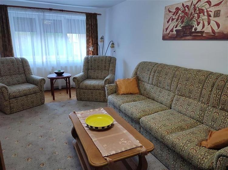 VILA 5 CAMERE, FARA CURTE, GARAJ, CENTRAL, ZONA LIVADA POSTEI - 2