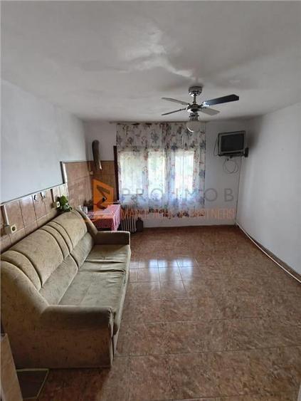 Apartament 2 camere semidecomandat in zona Industriala / Piata Volanta - 1