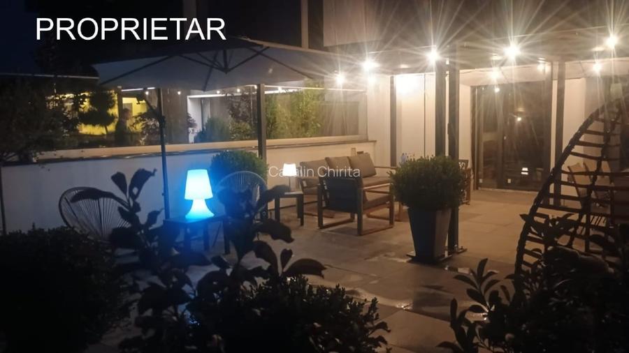 Vând apartament cu terasa